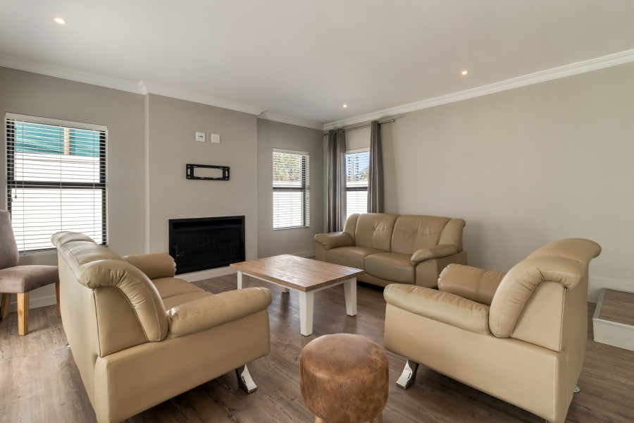 3 Bedroom Property for Sale in D’Stellen Estate Western Cape